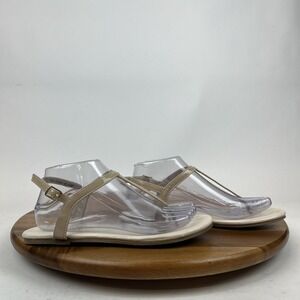 New Womens Benjamin Walk Steele Beige Faux Leather Thong T-Strap Sandal Size 7.5